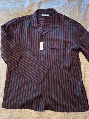 Banana Republic Relaxed-Fit Cotton Poplin in Navy & Burgundy Relaxed-Fit Cotton